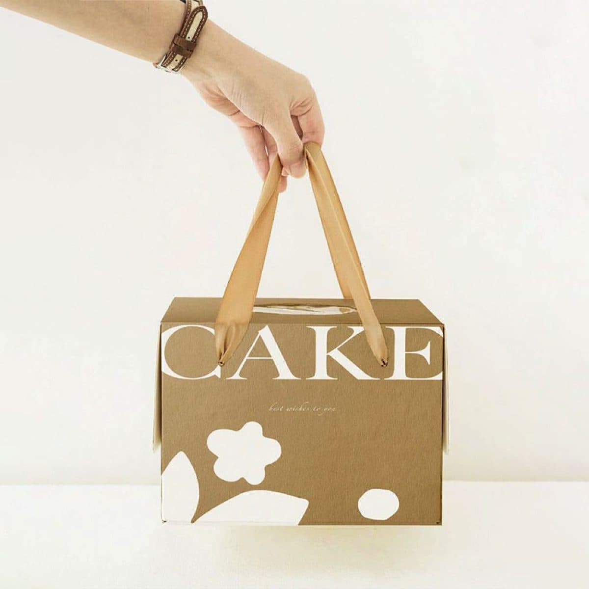Eco-friendly kraft packaging and paper bags with a natural finish.